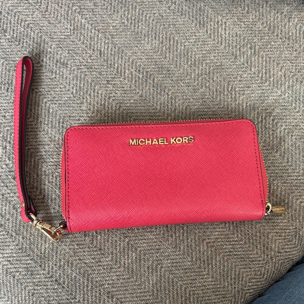 Michael Kors Coral Saffiano Wristlet Zip Wallet
